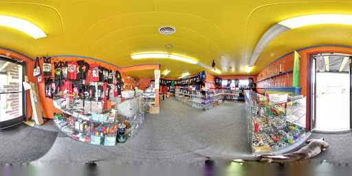 Tobacco Shop «The Bong Smoke Shop», reviews and photos, 225 Lancaster Dr SE, Salem, OR 97317, USA