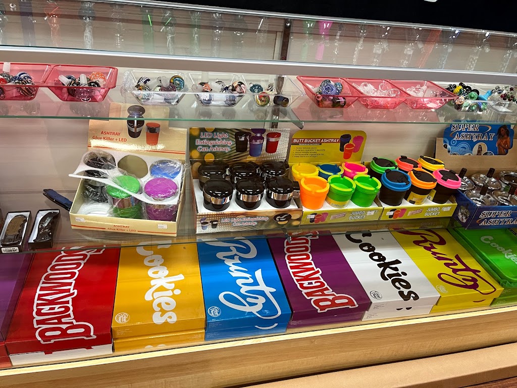 BullDog Smoke Shop & Gifts San Jose, CA 95112 Location, Reviews