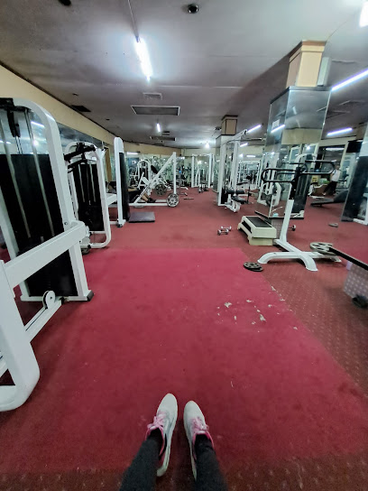 Fitness City Hotel Danau Toba - HMMG+HF8, Jl. Imam Bonjol, J A T I, Kec. Medan Maimun, Kota Medan, Sumatera Utara, Indonesia