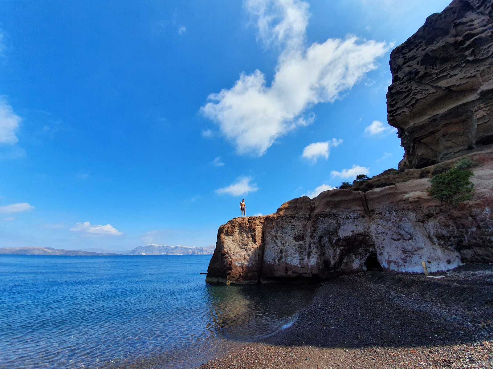 Fotografija Caldera beach z ravna obala