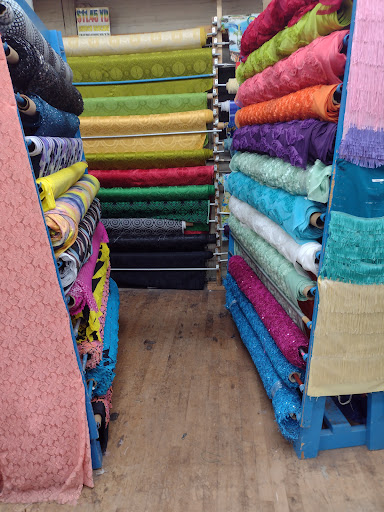 Fabric Store «Textile Discount Outlet», reviews and photos, 2121 W 21st St, Chicago, IL 60608, USA