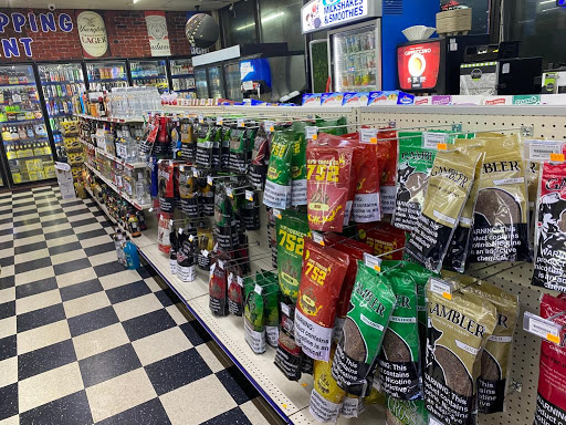 Convenience Store «Falls Convenient Mart», reviews and photos, 321 Milton Blvd, Newton Falls, OH 44444, USA