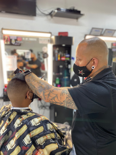 Barber Shop «Famous Barbershop 2», reviews and photos, 36184 US-27, Haines City, FL 33844, USA