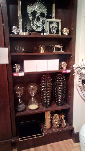 Home Goods Store «Z Gallerie», reviews and photos, 5959 Triangle Town Blvd #2179, Raleigh, NC 27616, USA