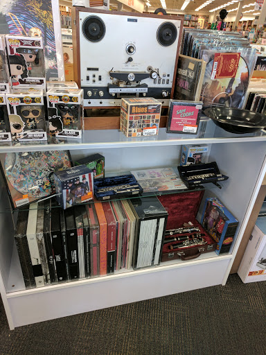 Used Book Store «2nd & Charles», reviews and photos, 401 US-190, Covington, LA 70433, USA