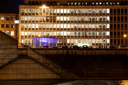 Banque Privée Crédit Agricole Franche-Comté 11 Av. Elisée Cusenier, 25000 Besançon, France