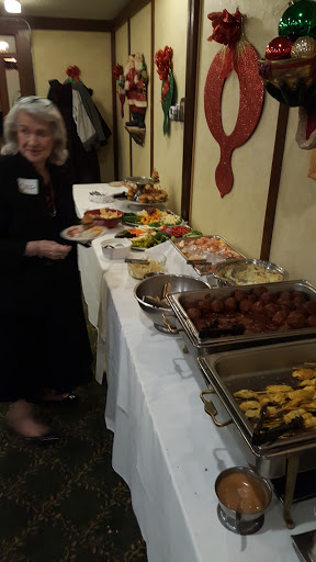 Country Club «Kitsap Golf & Country Club», reviews and photos, 3885 NW Golf Club Hill Rd, Bremerton, WA 98312, USA