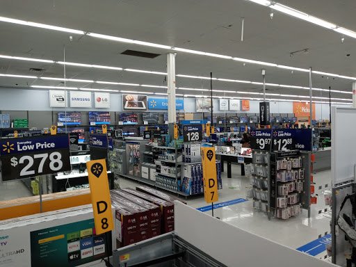 Discount Store «Walmart», reviews and photos, 2375 OR-99W, McMinnville, OR 97128, USA