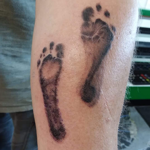 Explore chicago bears tattoo ideas, creative tattoo ideas in Redding, available at Caddy Daddys