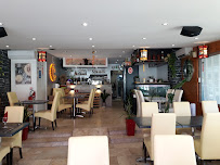 Atmosphère du Restaurant vietnamien Le Cygne d'Asie à Cavalaire-sur-Mer - n°3