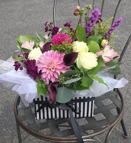 Florist «Mercer Island Florist», reviews and photos, 3006 78th Ave SE, Mercer Island, WA 98040, USA