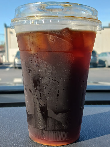 Coffee Shop «North Lime Coffee & Donuts», reviews and photos, 575 N Limestone, Lexington, KY 40508, USA