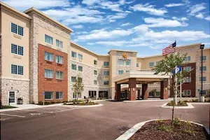 La Quinta Inn & Suites by Wyndham St. Paul-Woodbury image