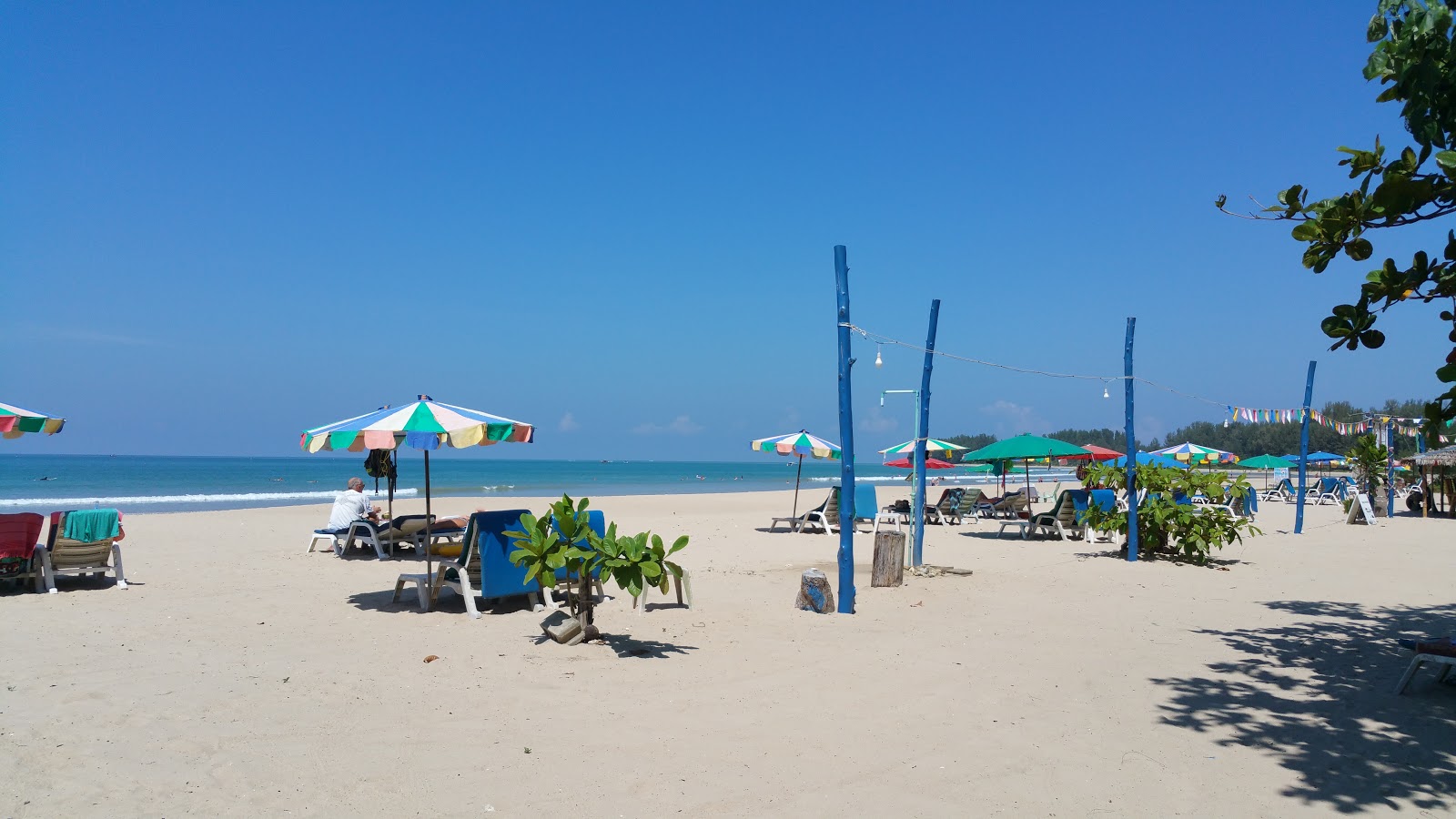 Khao Lak beach'in fotoğrafı - rahatlamayı sevenler arasında popüler bir yer
