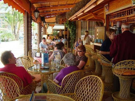 Información y opiniones sobre El Velero de Torremolinos