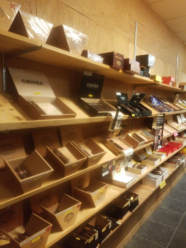 Tobacco Shop «D & R Cigars», reviews and photos, 2095 GA-211 #1a, Braselton, GA 30517, USA
