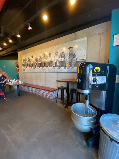 Donut Shop «Hurts Donut Co.», reviews and photos, 1301 5th St #105, Coralville, IA 52241, USA