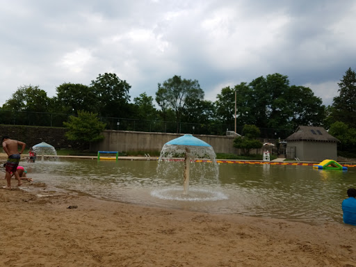 Water Park «Harold Hall Quarry Beach», reviews and photos, 400 S Water St, Batavia, IL 60510, USA