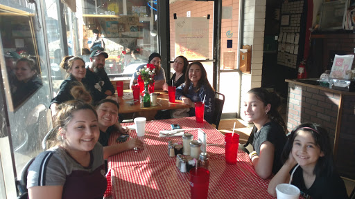 Dorias Haus of Pizza image