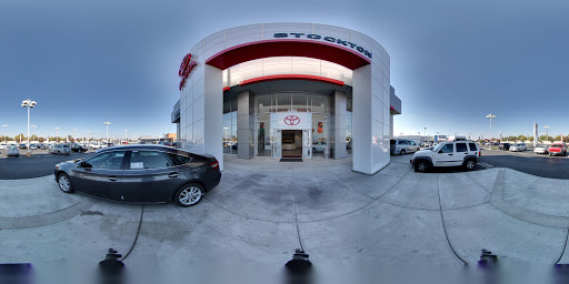 Toyota Dealer «Toyota Town of Stockton», reviews and photos, 2150 E Hammer Ln, Stockton, CA 95210, USA
