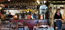 Atmosphère du Restaurant espagnol Chez Theo à Saint-Jean-de-Luz - n°8