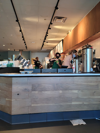 Coffee Shop «Starbucks», reviews and photos, 29 Enon St, Beverly, MA 01915, USA