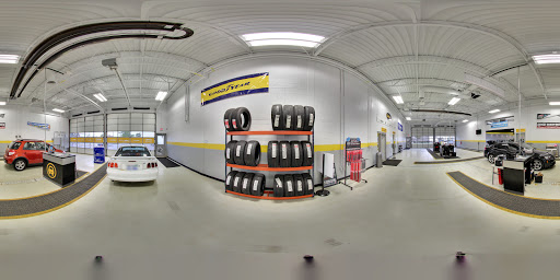 Used Car Dealer «CARite of Madison Heights», reviews and photos, 101 W 14 Mile Rd, Madison Heights, MI 48071, USA