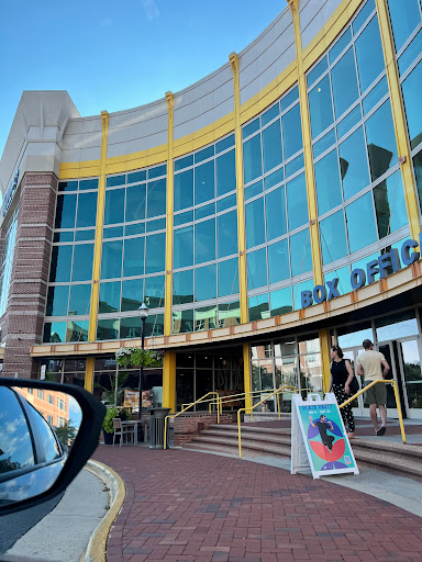 Movie Theater «Cobb Village 12 Cinemas», reviews and photos, 1600 Village Market Blvd SE, Leesburg, VA 20175, USA