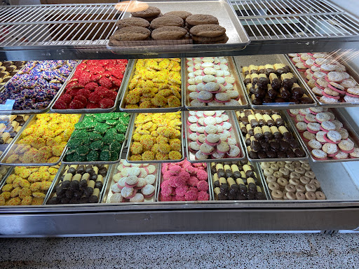 Pastry Shop «Lyndhurst Pastry Shop», reviews and photos, 256 Ridge Rd, Lyndhurst, NJ 07071, USA