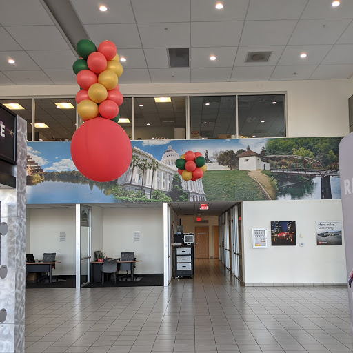 Toyota Dealer «Hanlees Davis Toyota», reviews and photos, 4202 Chiles Rd, Davis, CA 95616, USA