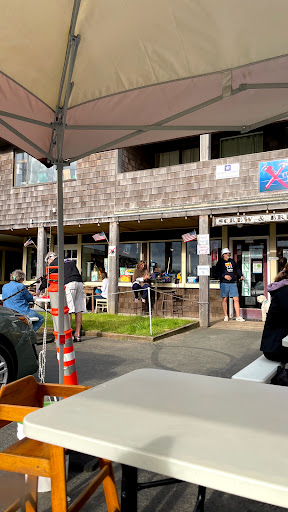 Cannon Beach Hardware & Public House, 1235 S Hemlock St, Cannon Beach, OR 97110, USA, 