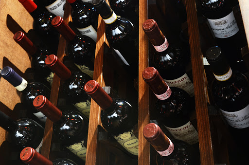 Steak House «Vines Grille & Wine Bar», reviews and photos, 7533 Sand Lake Rd, Orlando, FL 32819, USA