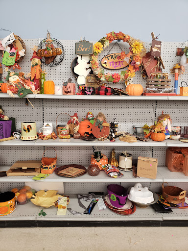 Thrift Store «Goodwill Retail Store», reviews and photos