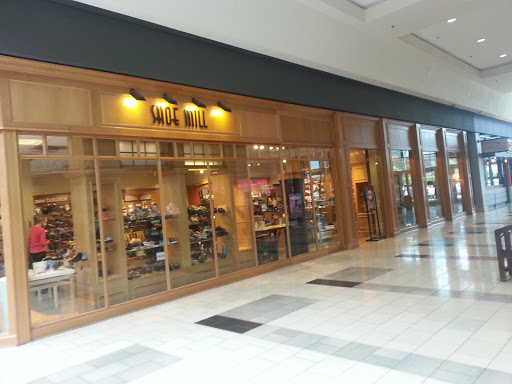 Shoe Store «Shoe Mill», reviews and photos, 9609 SW Washington Square Rd, Portland, OR 97223, USA
