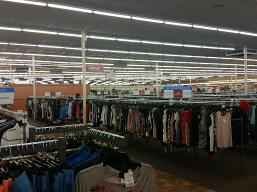 Clothing Store «Burlington Coat Factory», reviews and photos, 5245 Ridge Rd, Cincinnati, OH 45213, USA