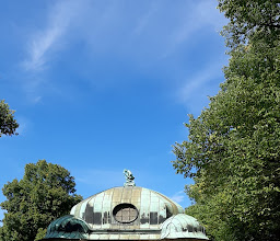 Hubertusbrunnen photo