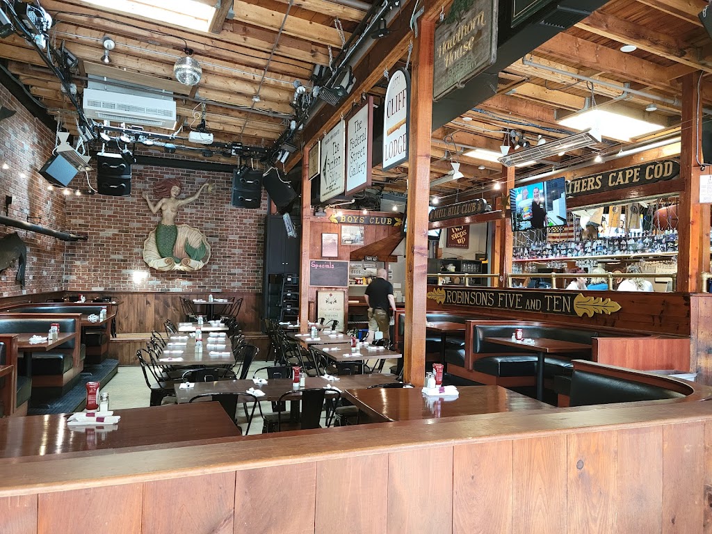 The Rose and Crown 02554