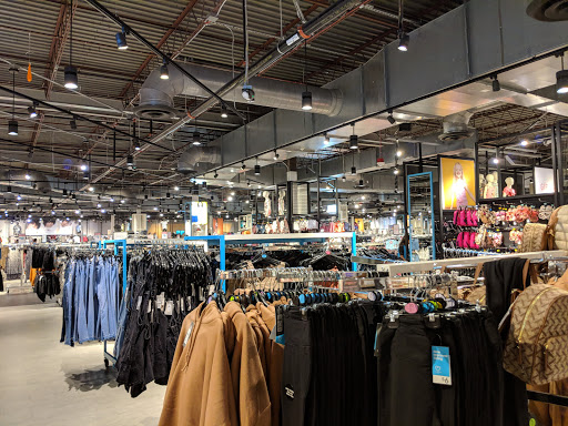 Shopping Mall «Burlington Mall», reviews and photos, 75 Middlesex Turnpike, Burlington, MA 01803, USA