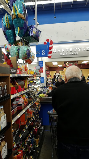 Department Store «Walmart Supercenter», reviews and photos, 4380 N Leavitt Rd, Lorain, OH 44053, USA