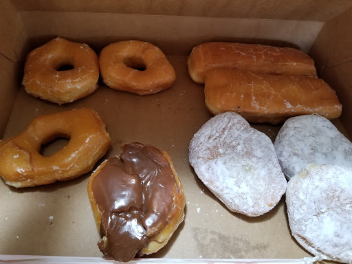 Donut Shop «Amazin Glazin Donuts», reviews and photos, 515 N Mulberry St, Elizabethtown, KY 42701, USA