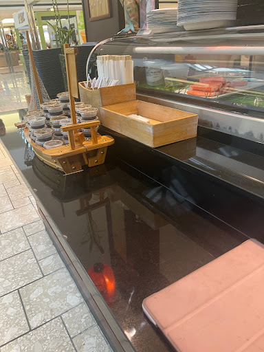 Shopping Mall «MacArthur Center», reviews and photos, 300 Monticello Ave, Norfolk, VA 23510, USA