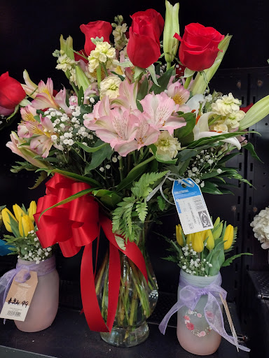 Grocery Store «Giant», reviews and photos, 1454 Chain Bridge Rd, McLean, VA 22101, USA