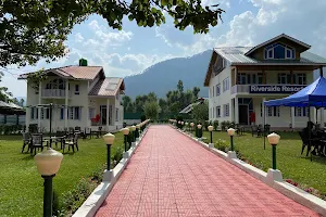 Riverside Resorts Inn Pahalgam image