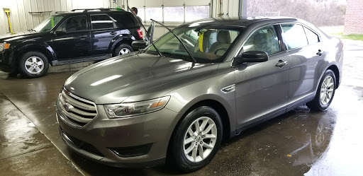 Auto Body Shop «Gray & Wells Collision Center», reviews and photos, 2005 E 10th St, Jeffersonville, IN 47130, USA