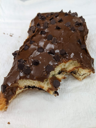 Donut Shop «Daily Donuts», reviews and photos, 2377 N Garey Ave, Pomona, CA 91767, USA