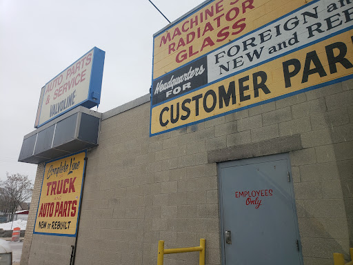 Auto Parts Store «Auto Parts & Services», reviews and photos, 1829 W North Ave, Milwaukee, WI 53205, USA