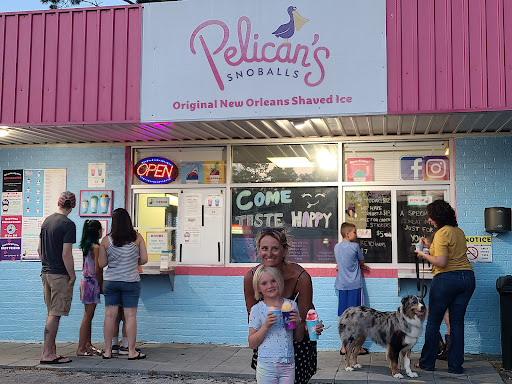 Pelican's SnoBalls of New Bern