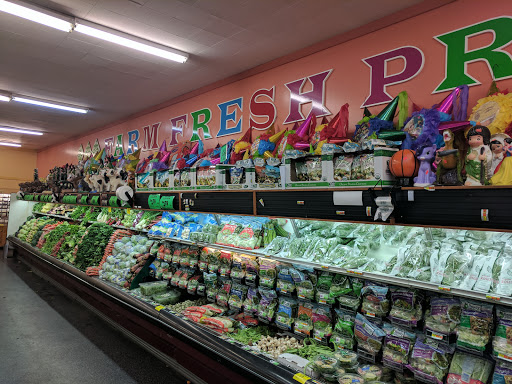 Supermarket «Top Valu Market», reviews and photos, 970 W 1st St, San Pedro, CA 90731, USA