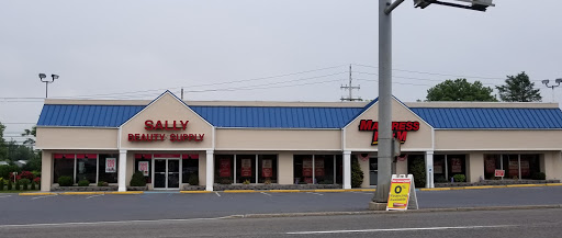 Sally Beauty, 2323 MacArthur Rd, Whitehall, PA 18052, USA, 