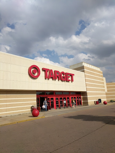 Target 3600 S Louise Ave, Sioux Falls, SD 57106